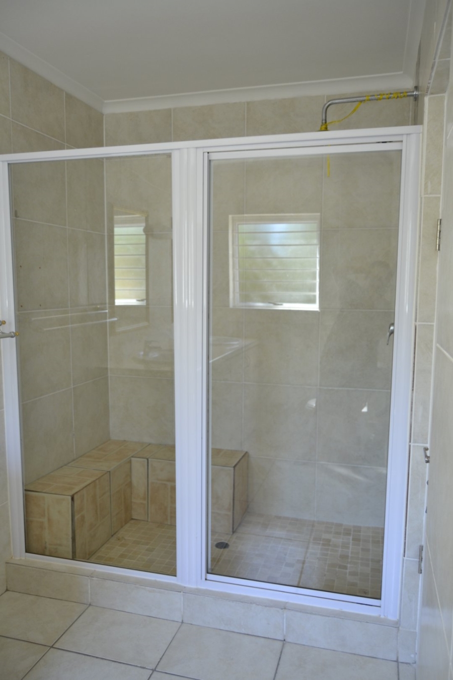 To Let 5 Bedroom Property for Rent in Heritage Park Western Cape